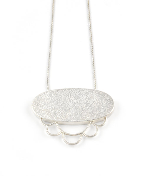 Pattern Oval Necklace
