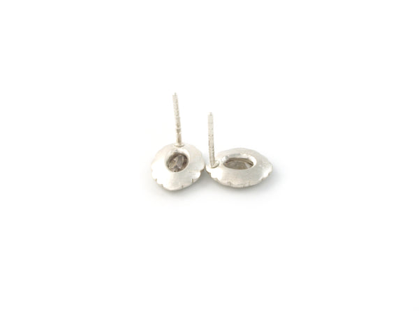 Scallop Oval Studs with Csarite