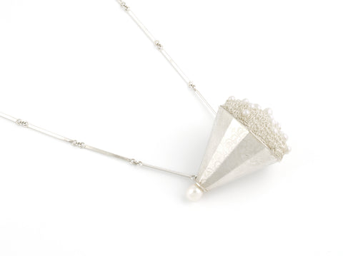 Pearl Facets Necklace
