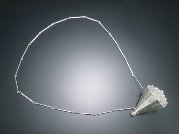 Pearl Facets Necklace