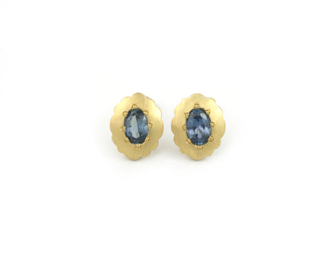 Scallop Oval Stud Earrings in 18k and Montana Sapphires