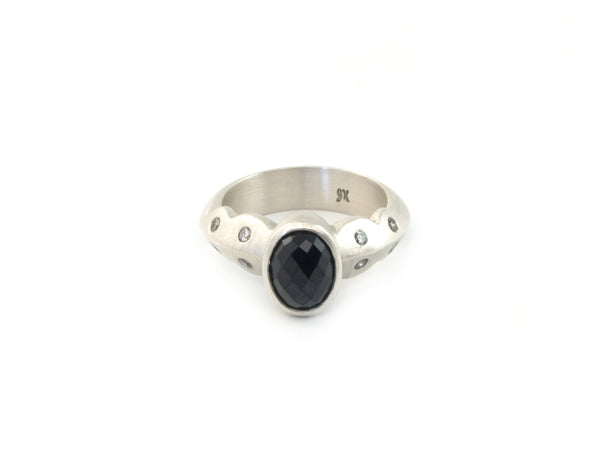 Scallop Ring in Argentium Sterling Silver with Australian Spinel